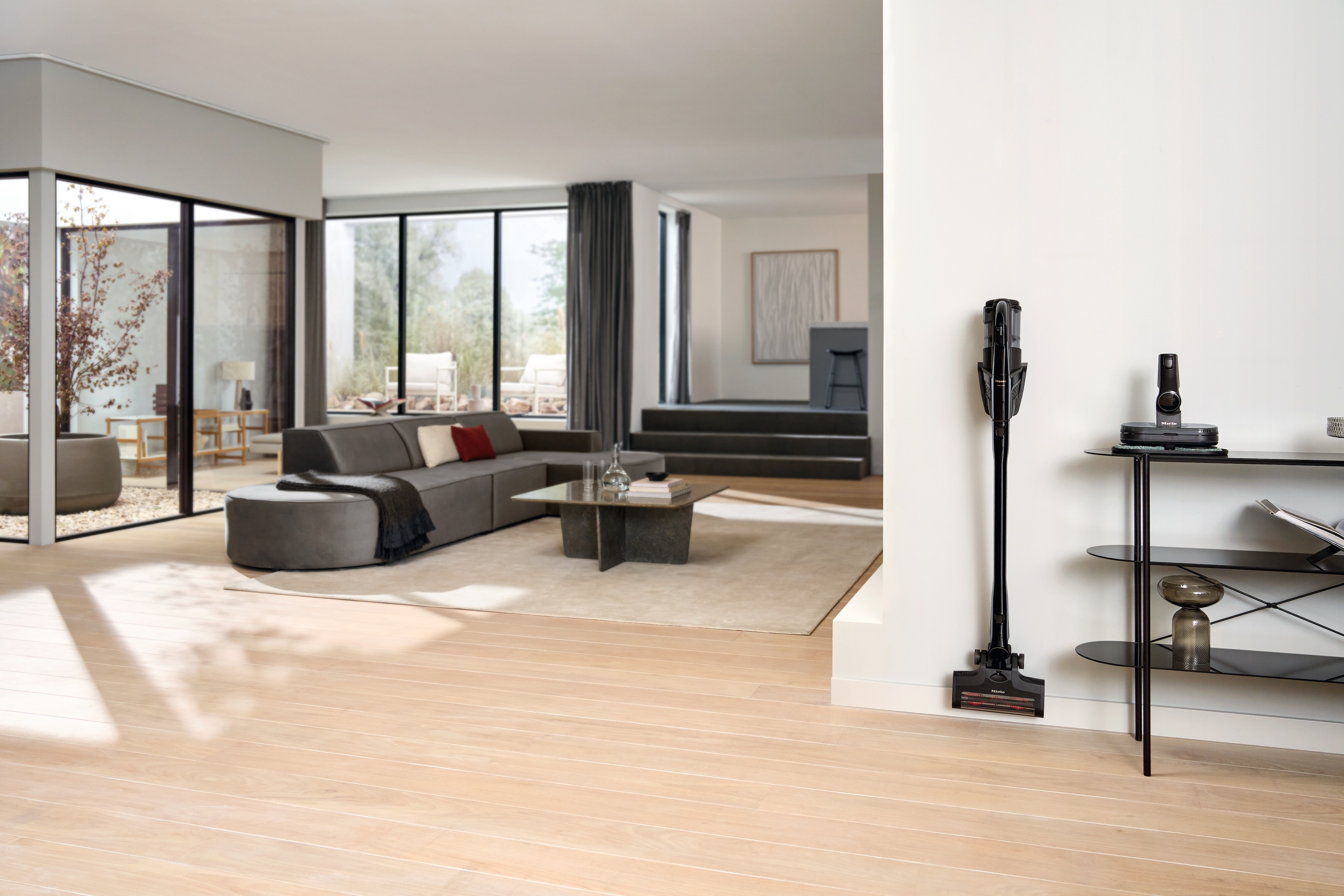 Miele Triflex HX3 Plus Aqua Obsidianschwarz Akkusauger